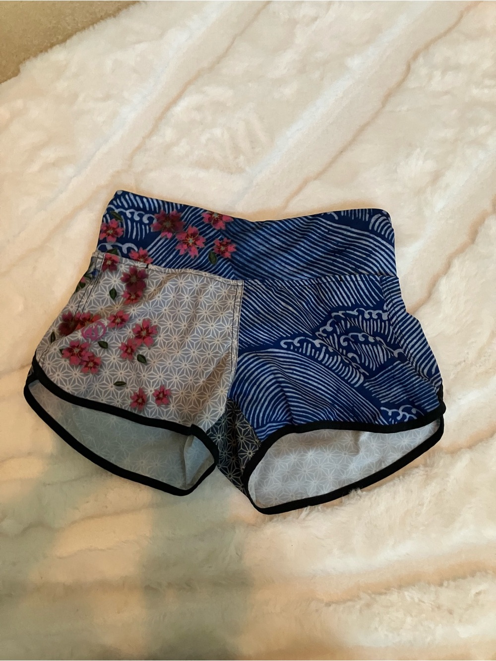INKnBURN Blue Floral Wave Women's Running Shorts